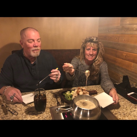 Meet your Posher, Norm-susie - Picture 3 of 8